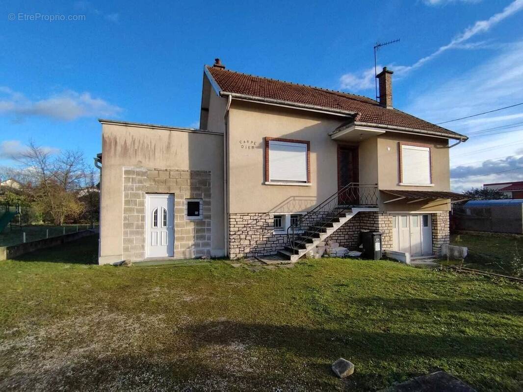 Maison à ROMILLY-SUR-SEINE