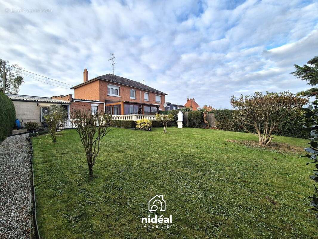 Maison à MONTIGNY-EN-CAMBRESIS