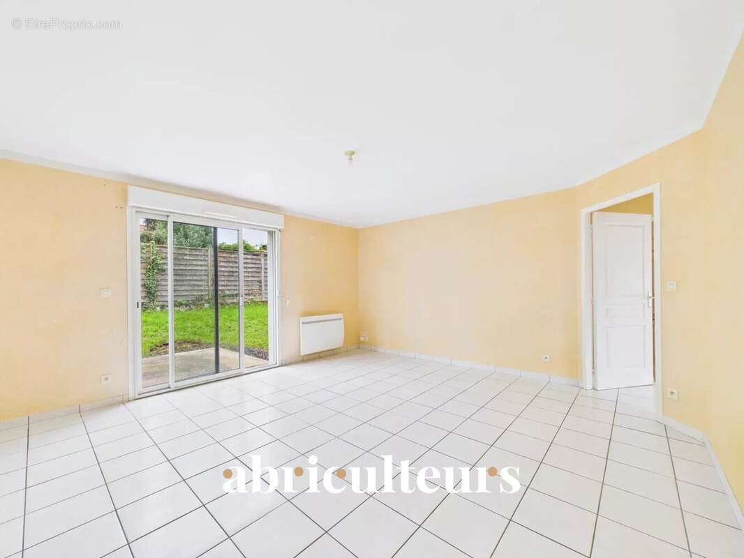 Maison à BOUGUENAIS