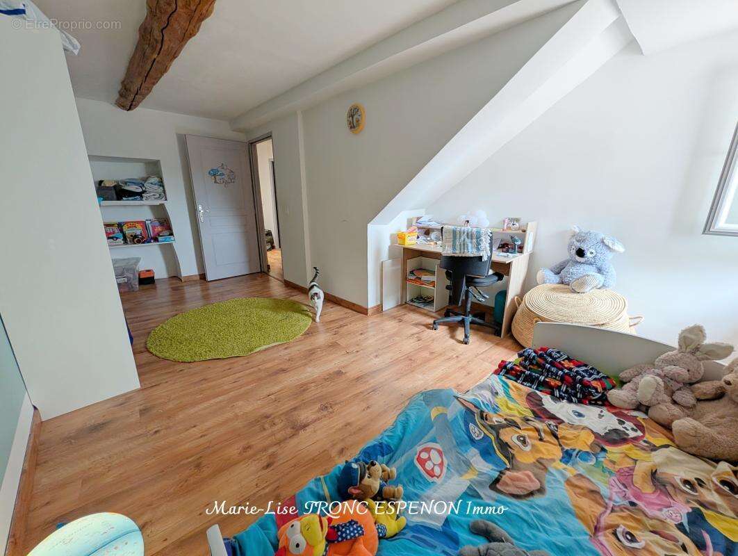 Maison à PERNES-LES-FONTAINES