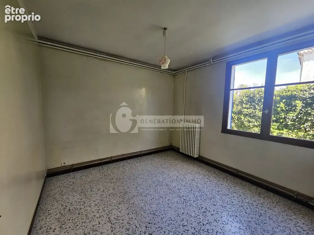 RAPHÈLE LES ARLES - Maison familiale de 226 m2 A - photo 6