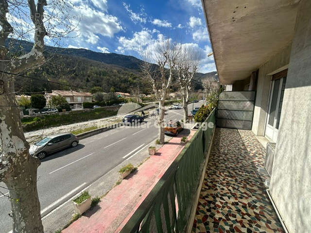 3 pieces - 63m2 - terrasse emplacement ideal - photo 2