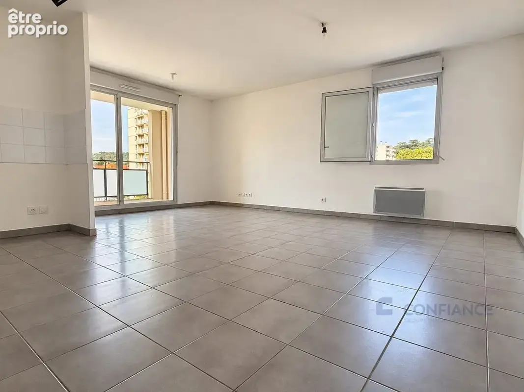 Appartement 3 pièces 67 m² à vendre à Oullins (69600) - photo 2