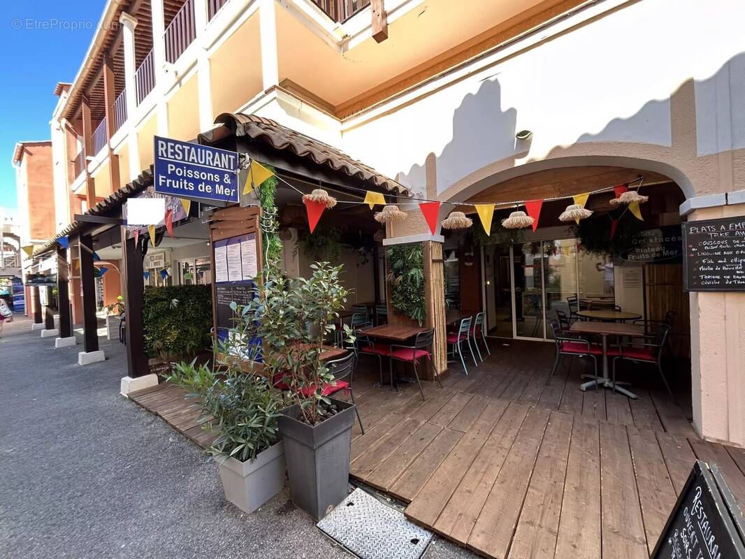 Commerce à SAINT-RAPHAEL