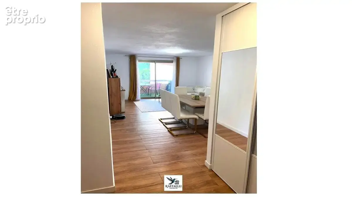 Photo Appartement à Frejus au prix de 285 000€