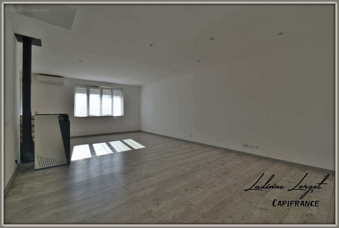 Maison à vendre 4 pièces de plain-pied Hameau de NEUILLY SAINT FRONT (02) - 86m2 habitables - 3 chambres- sous sol - Terrain 900 - photo 13