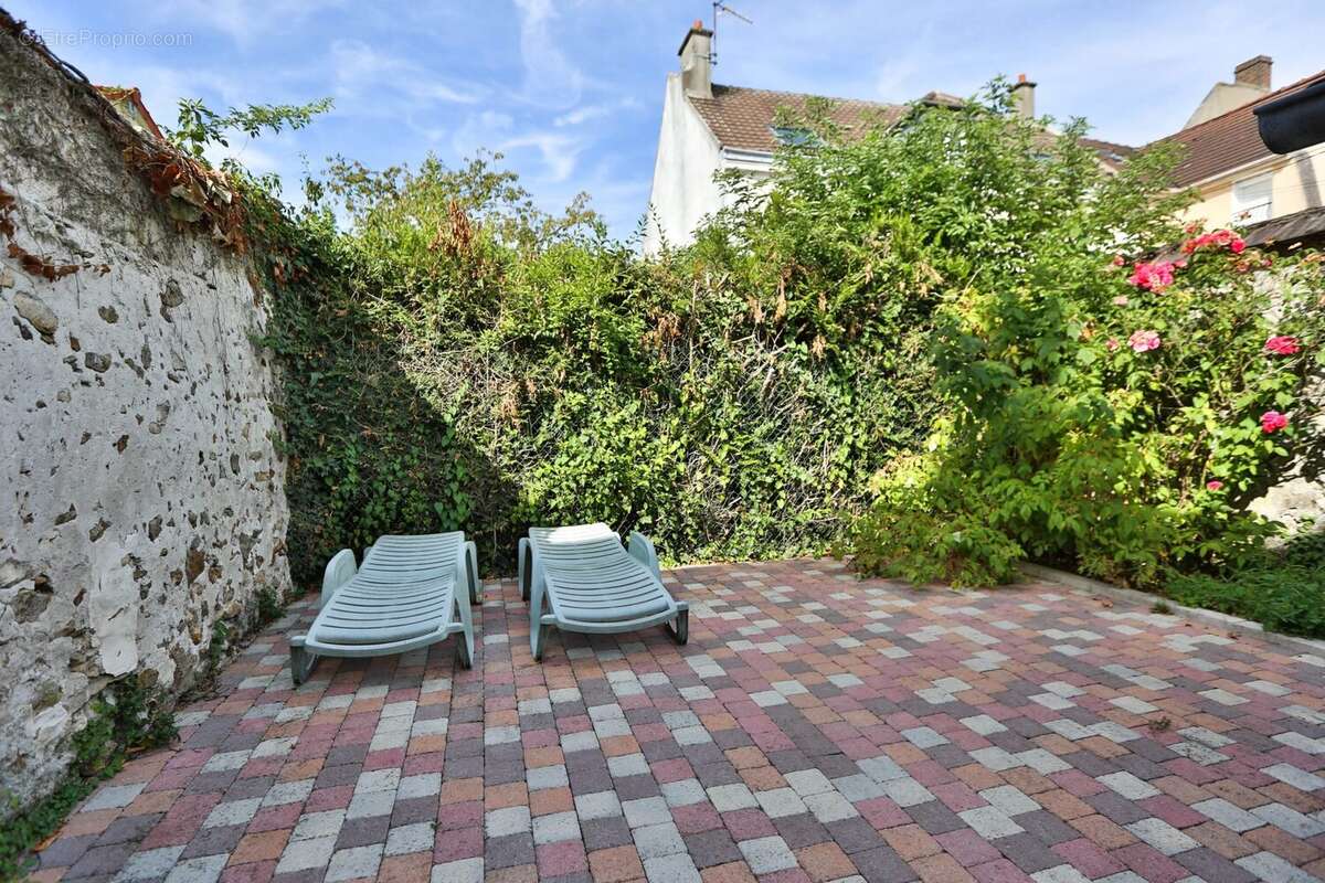 Maison 68 m² à Carnetin  - photo 9