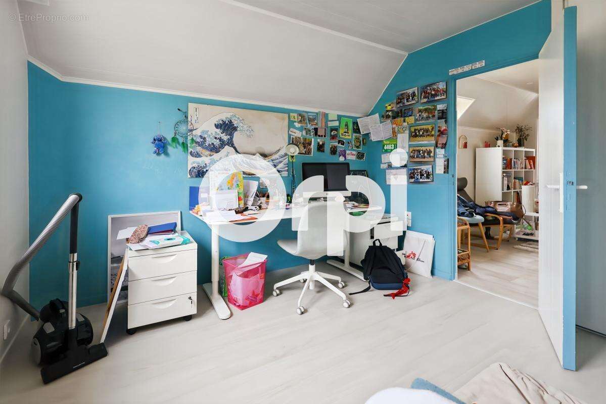 Maison individuelle de semi-plain-pied, 3 chambre(s), bureaux, garage(s) et jardin à WARHEM (59380) - photo 17