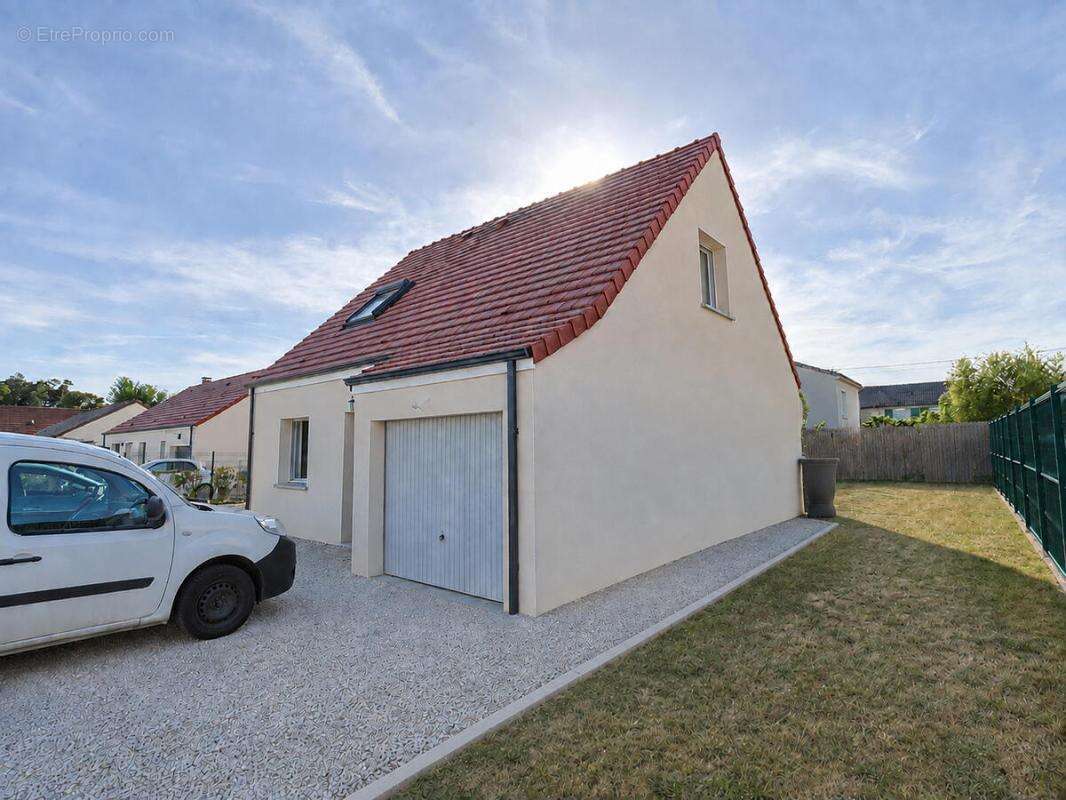 Maison 83 m² à Corgoloin  - photo 8