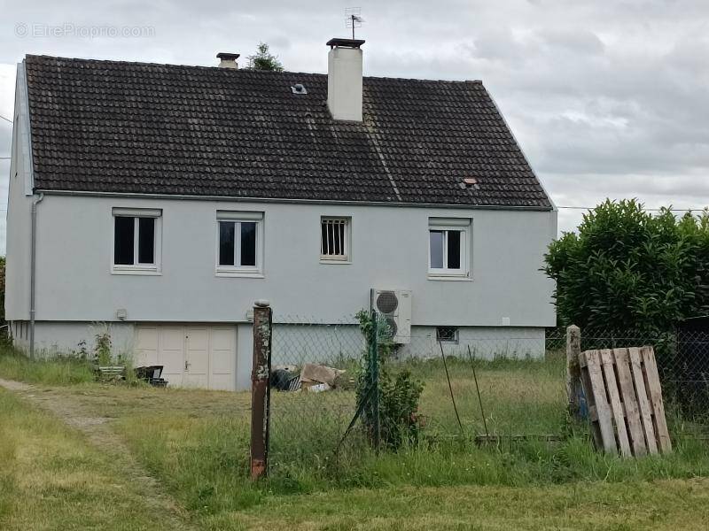 Maison à AVERMES