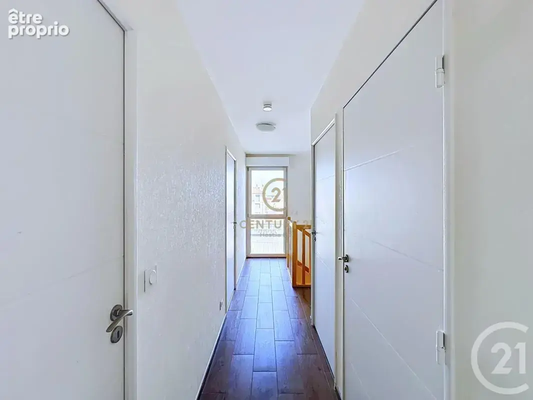 Appartement 79 m² à Lyon-8e  - photo 12