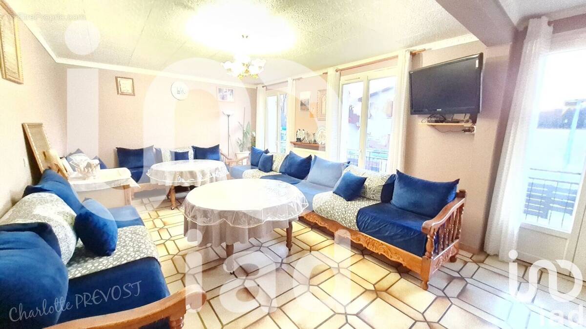 Photo 1 - Maison à SAINT-DENIS