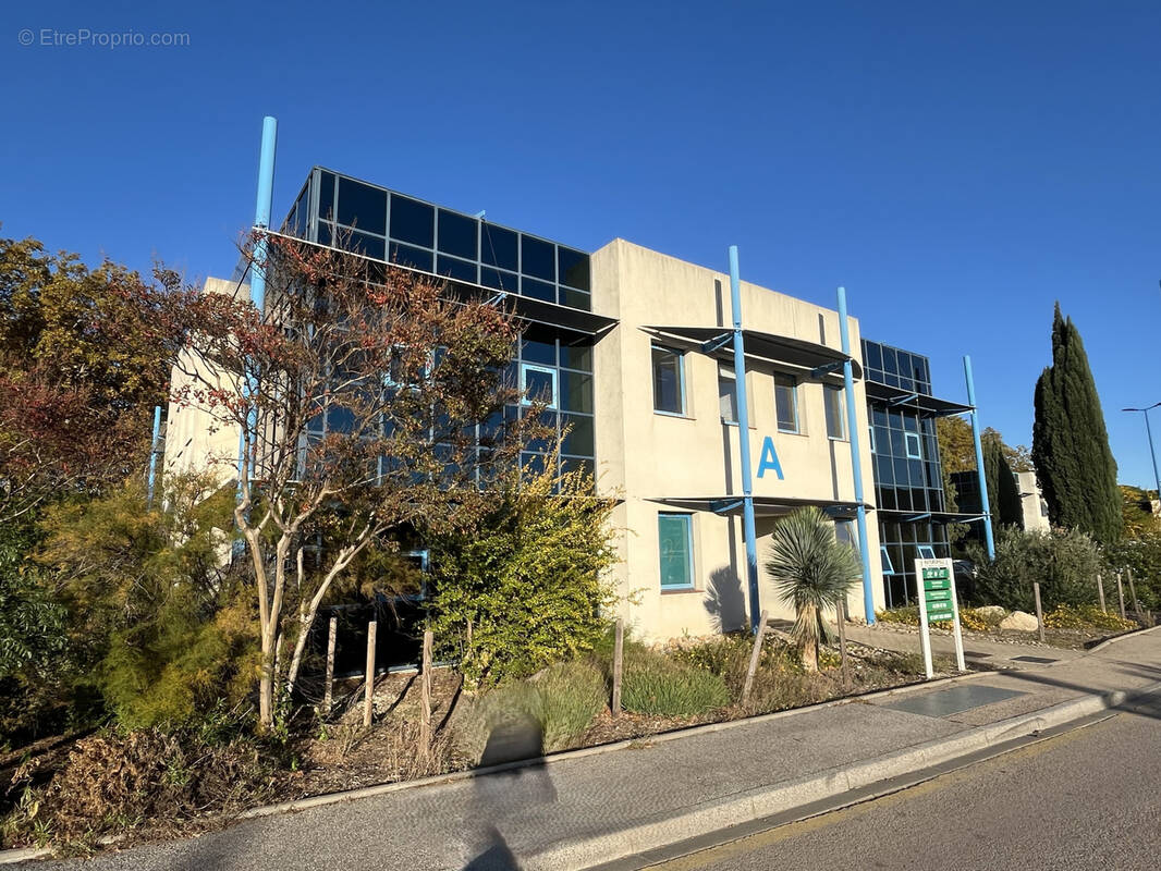 Commerce à TOULOUGES