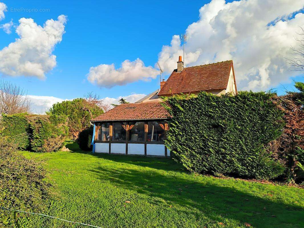Maison à CHATRES-SUR-CHER