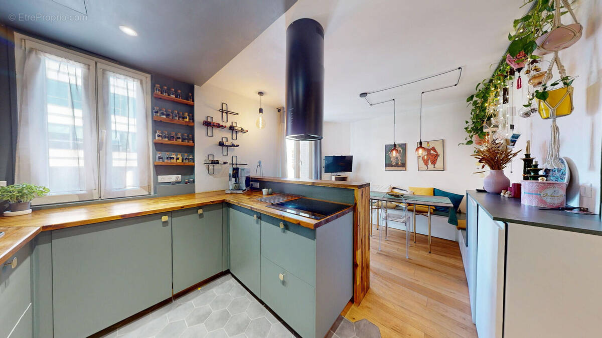 Appartement à SAINT-DENIS