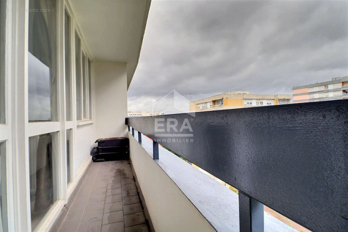 Appartement à AUBERVILLIERS