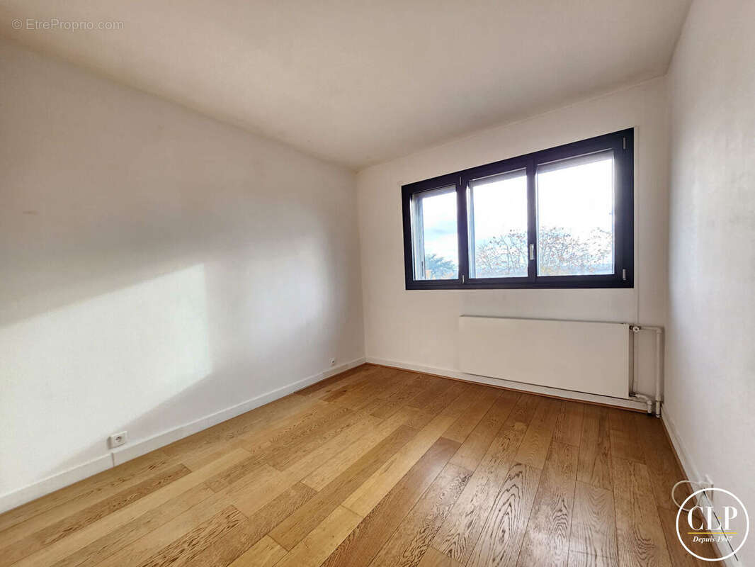 Appartement à NOGENT-SUR-MARNE