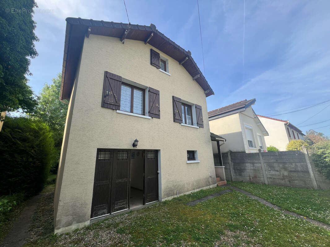 Maison à GOURNAY-SUR-MARNE