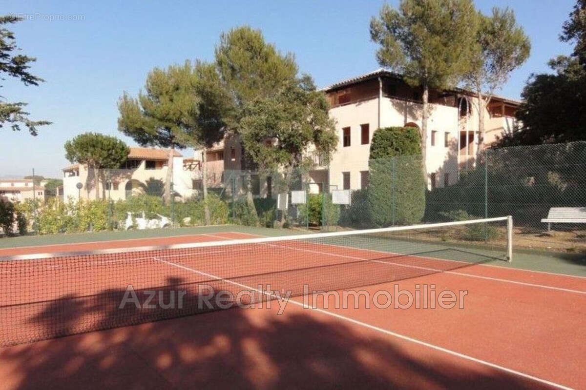 Appartement à FREJUS