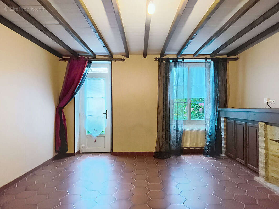 Maison à TOURLAVILLE