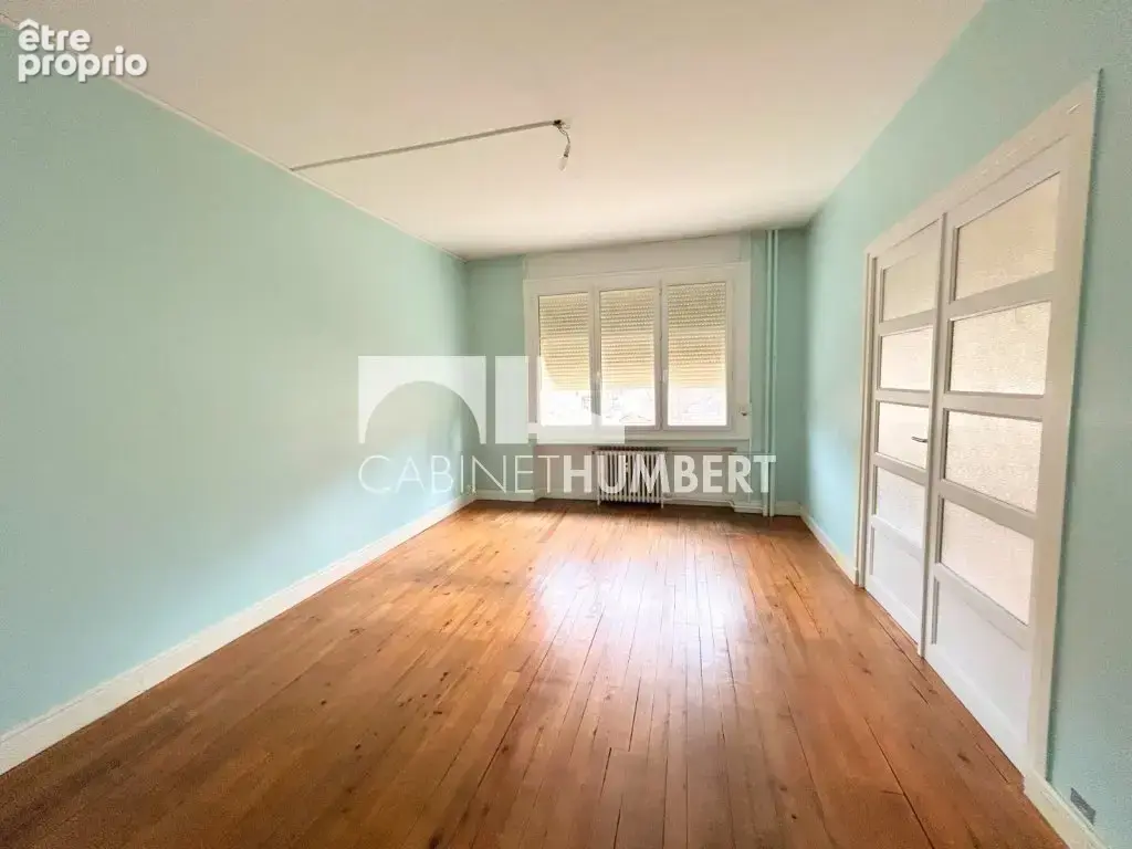 Appartement à SAINT-ETIENNE