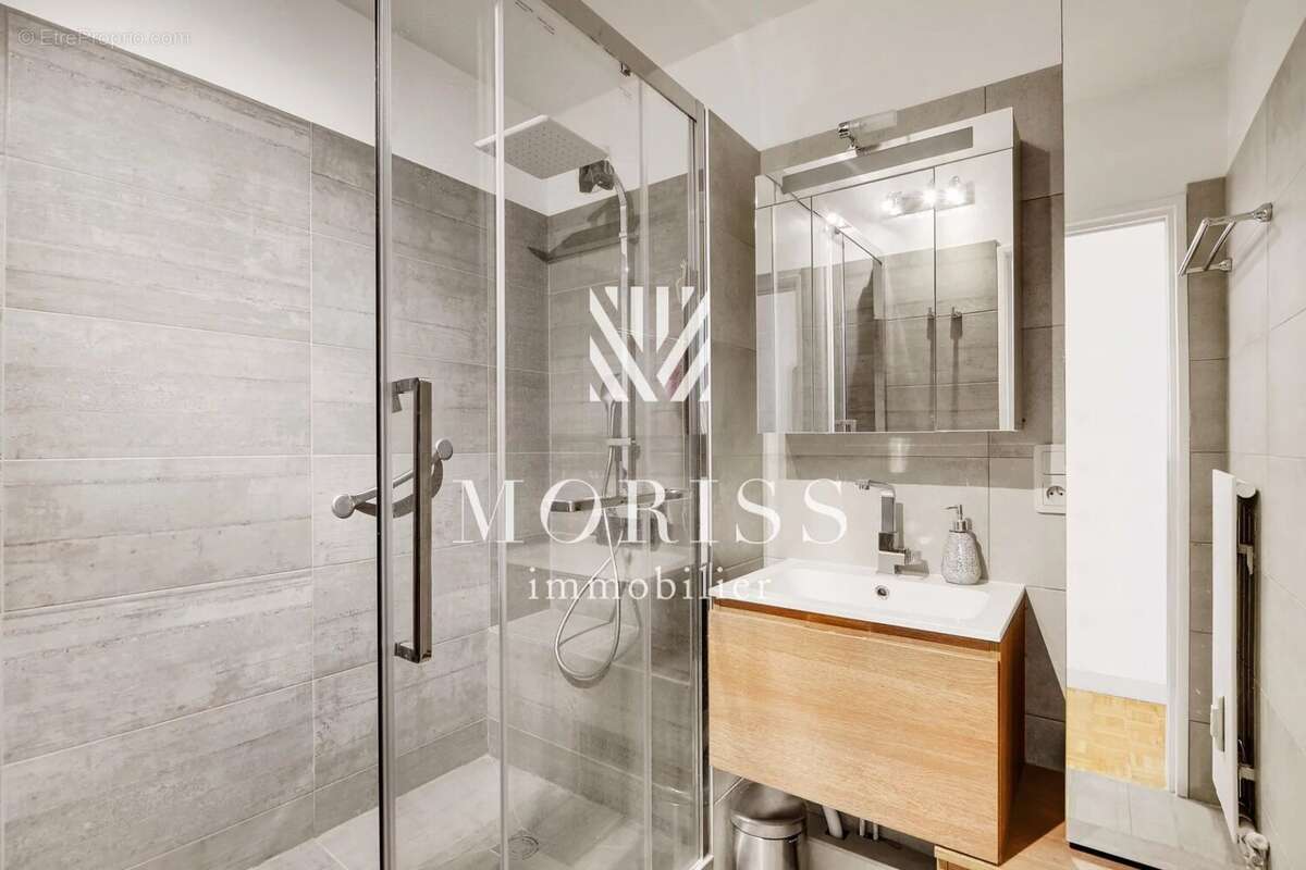 Appartement à PARIS-20E