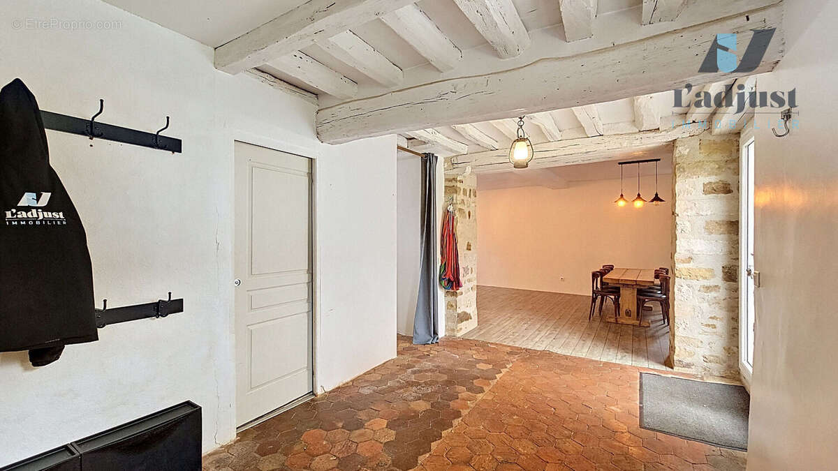 Maison à RECLOSES