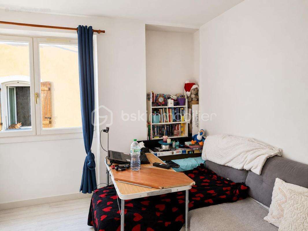 RARE – Grande maison de village 203 m² + local commercial + terrasse – Saint-Chamas Port - photo 10
