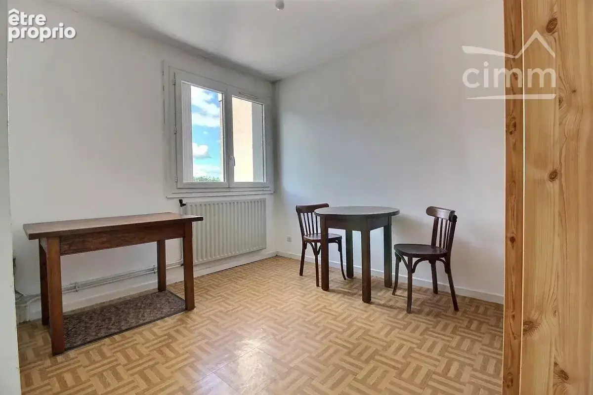 À vendre – pontcharra – appartement t4 box garage et cave - photo 12