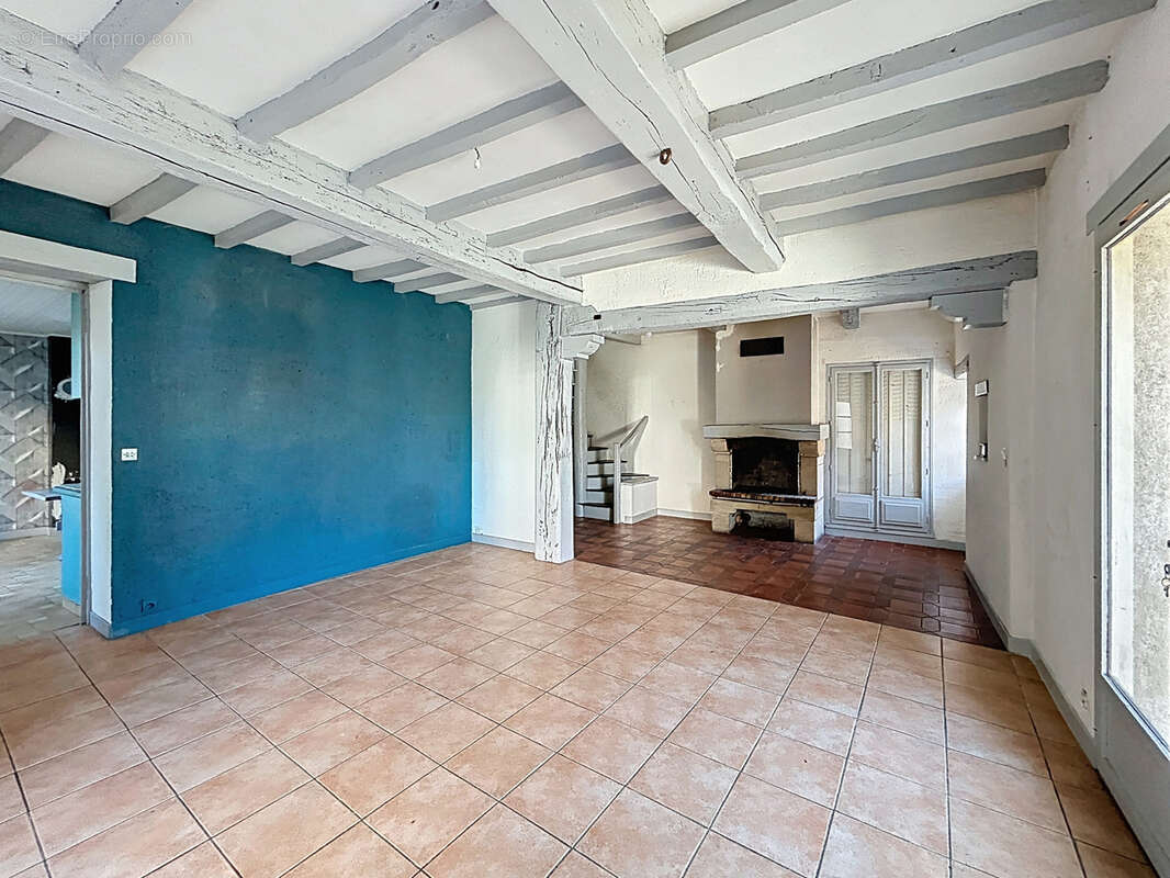 Maison à SAMPIGNY