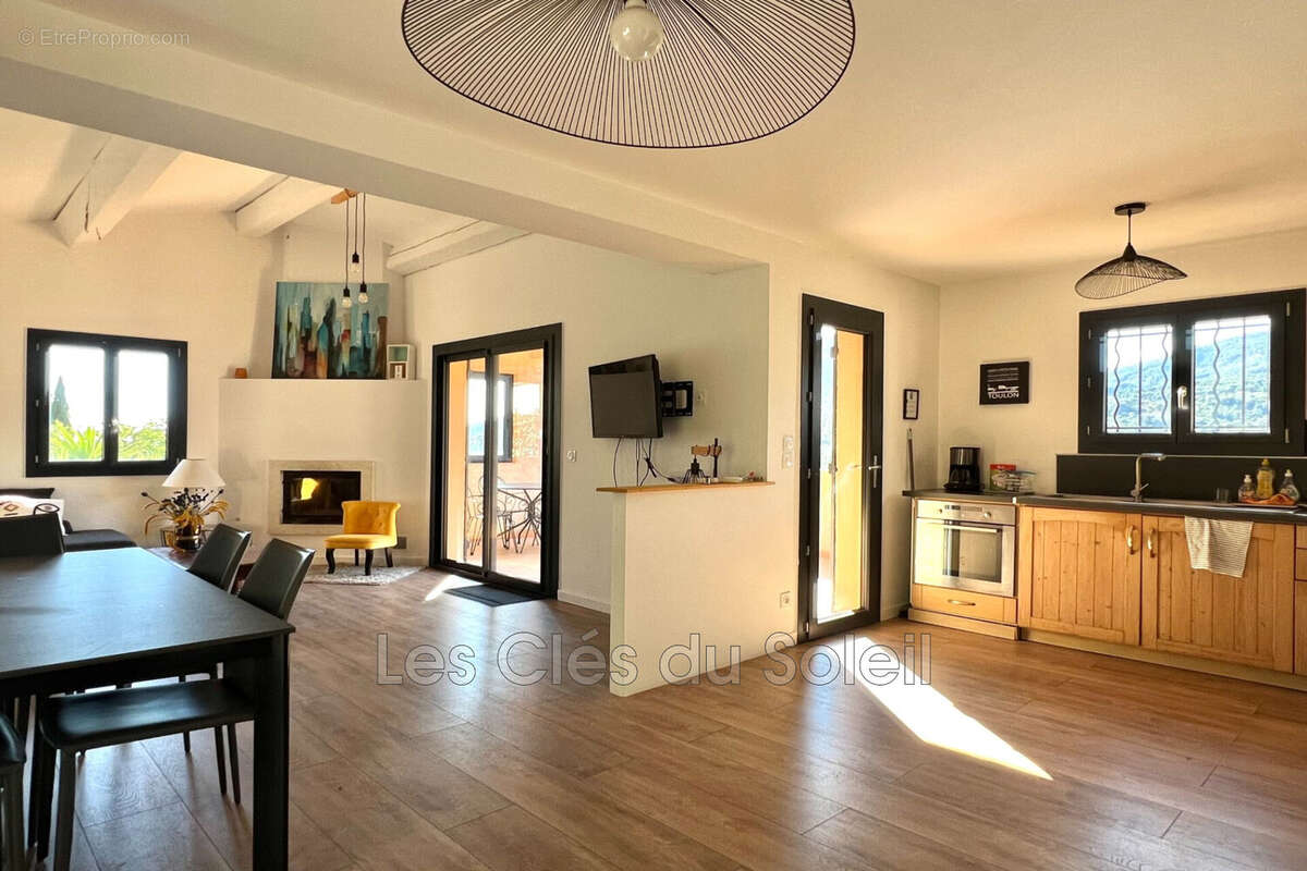 Maison 95 m² à Toulon  - photo 8