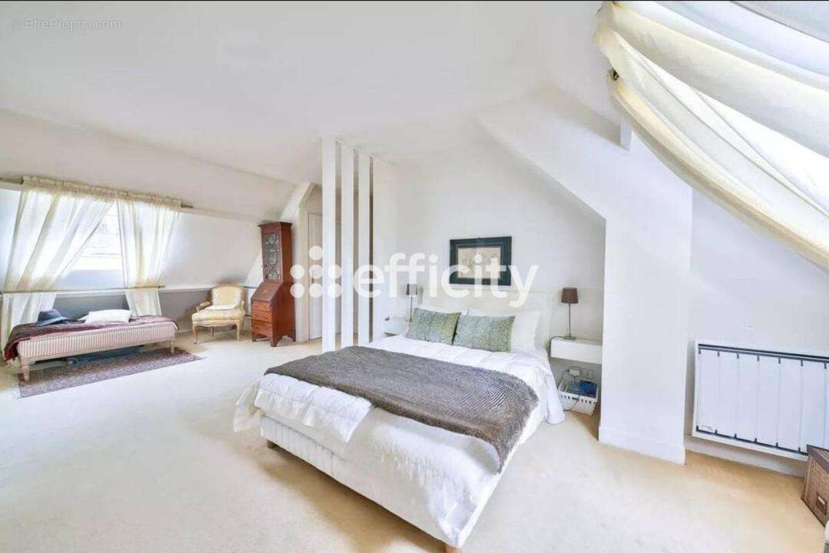 Appartement à JOUY-EN-JOSAS