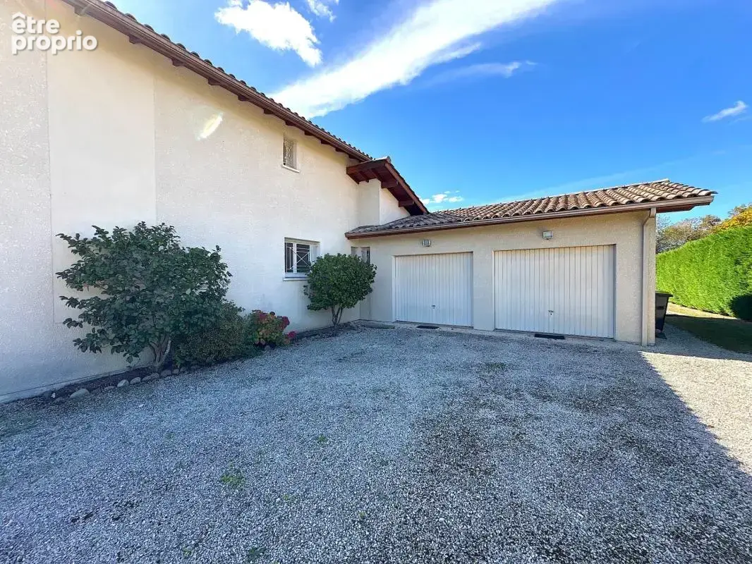 Maison contemporaine 6 pieces 156m2 avec double garage, quartier recherche - photo 3