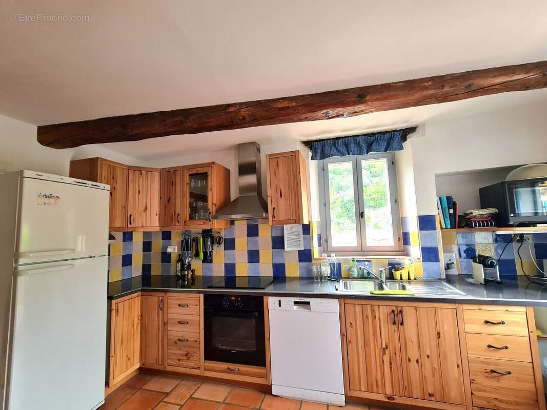 Maison à CAUSSES-ET-VEYRAN