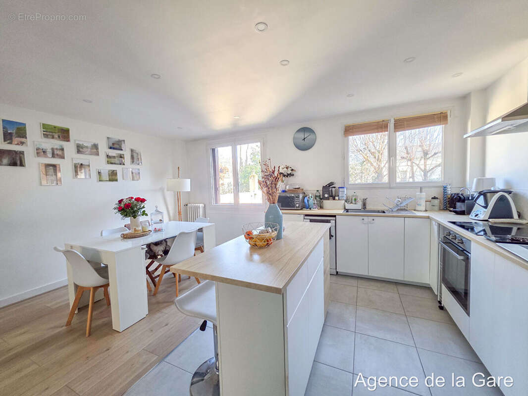 Appartement à MAISONS-LAFFITTE