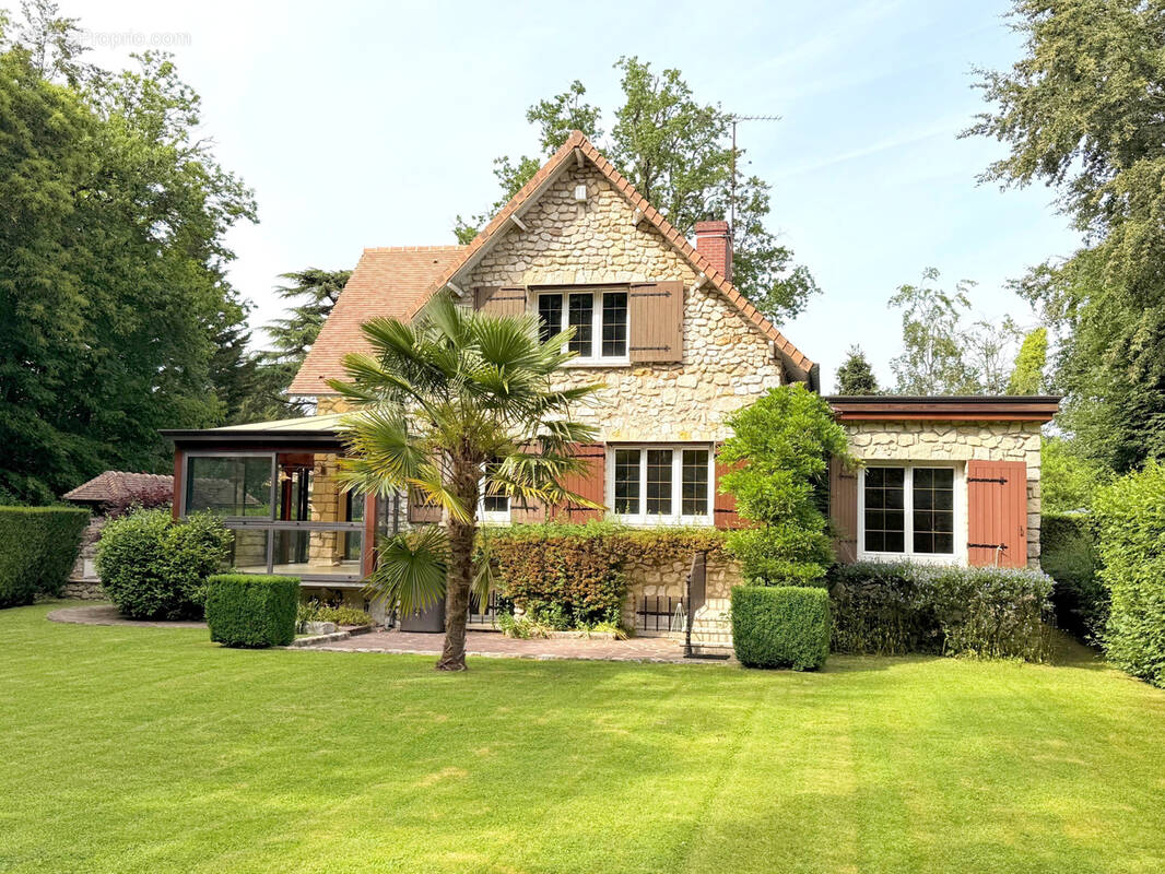 Maison à THOIRY