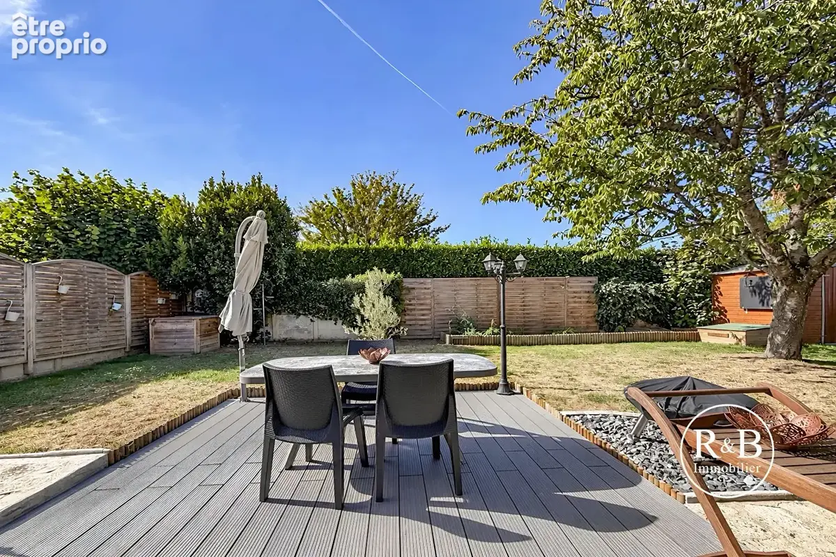 Maison Les Clayes Sous Bois 5 pièces 102 m2 - photo 4