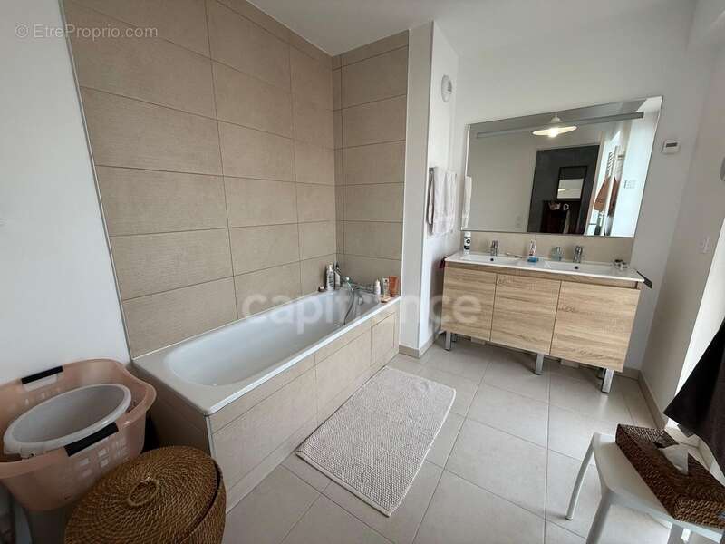 Rueil malmaison - eco quartier de l'arsenal - 6 pieces 150,31m2 - dernier étage - 4 chambres - terrasse panoramique - photo 15