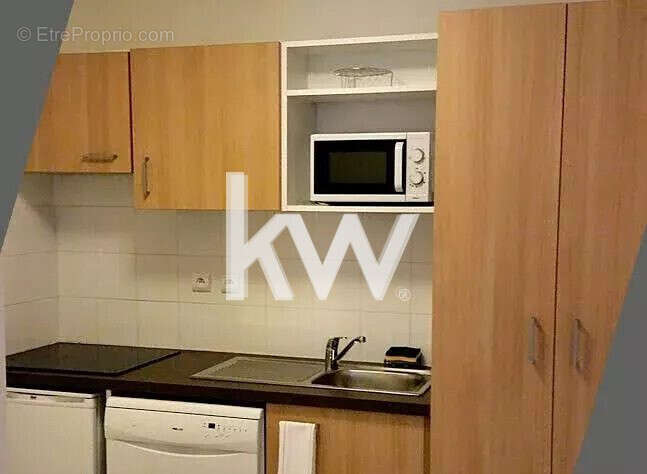 Appartement 19 m² à Saint-Priest  - photo 5