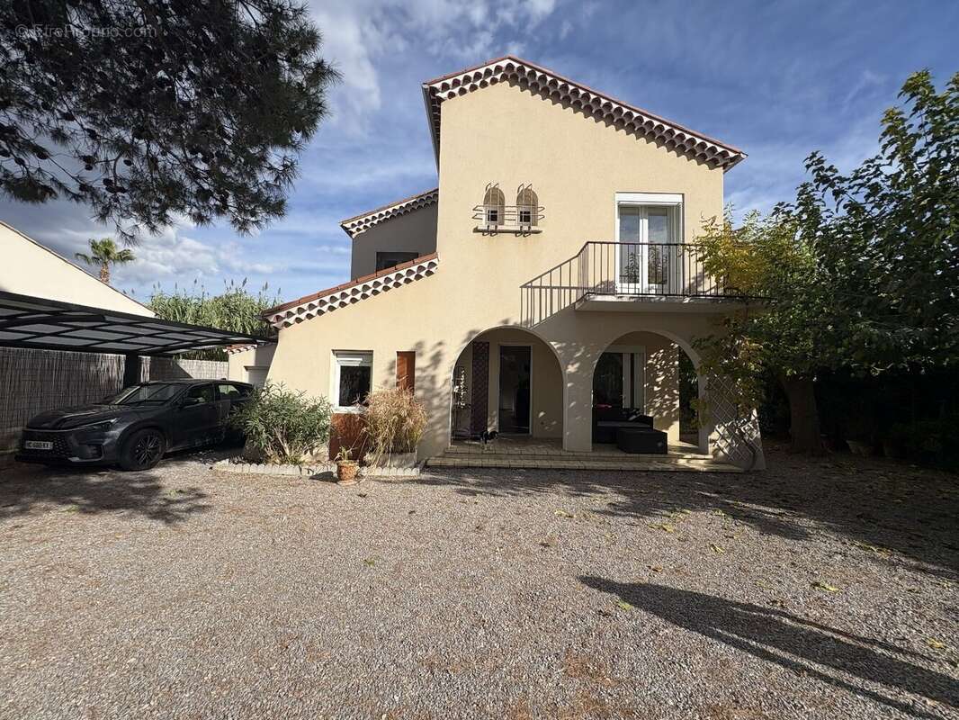 Maison avec piscine à Sérignan 125m² - photo 10