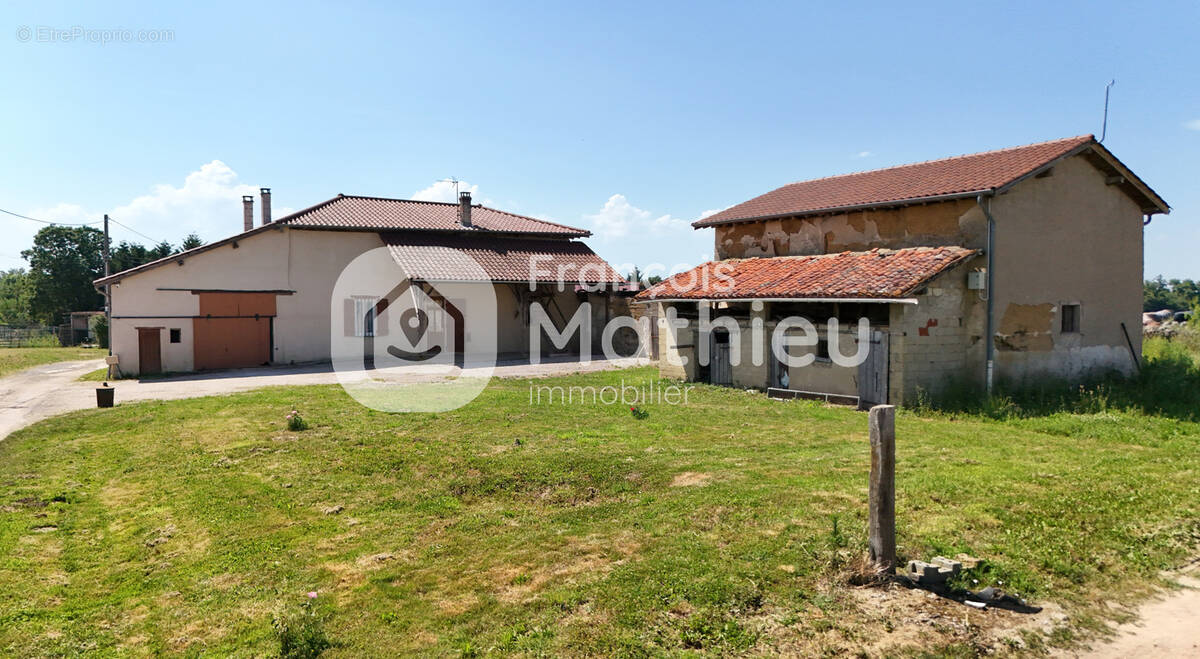 Maison à CHATILLON-SUR-CHALARONNE