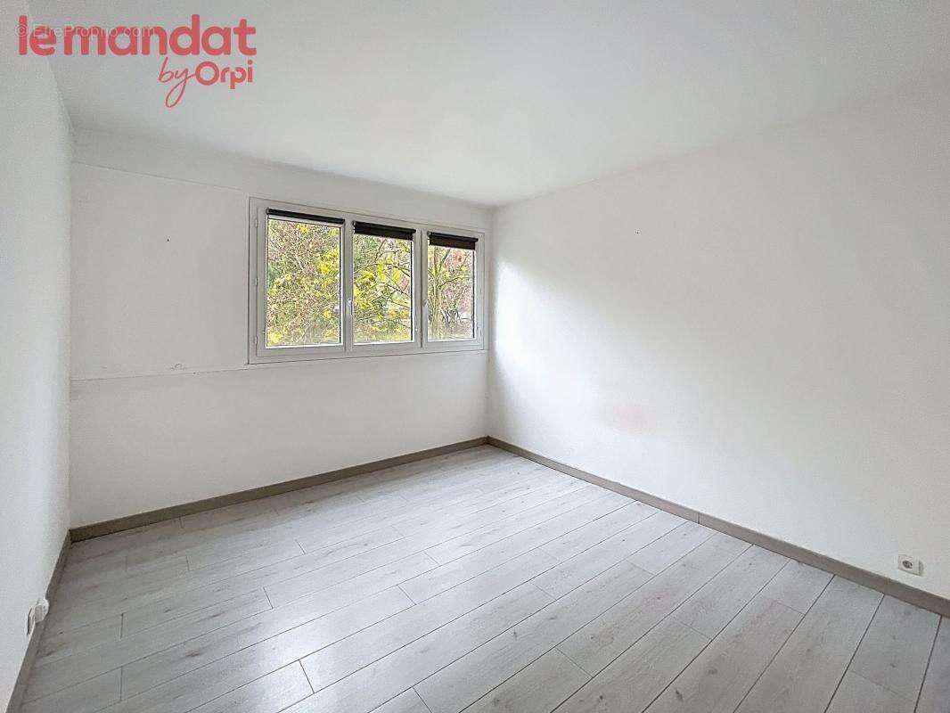 Appartement à AUBERGENVILLE