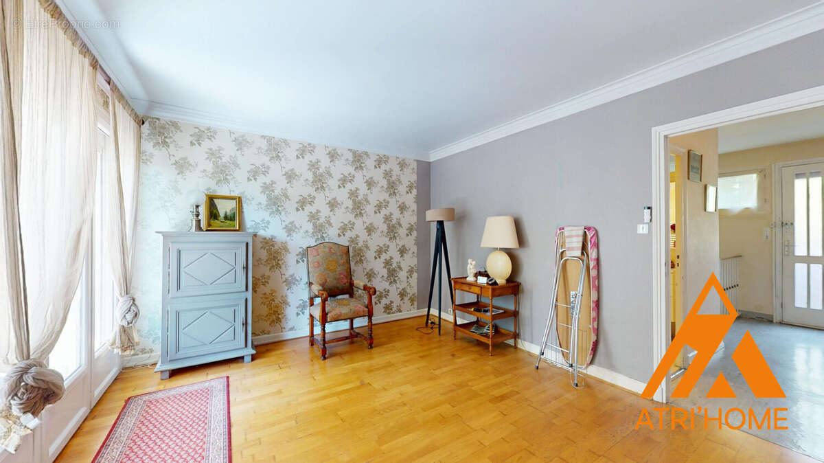 Maison 151 m² à Aurillac  - photo 6