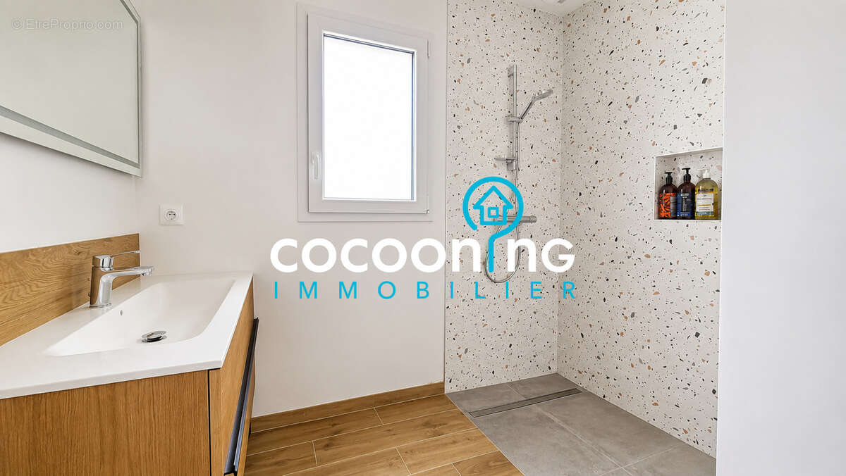Maison contemporaine dans le centre de VALLET - photo 11