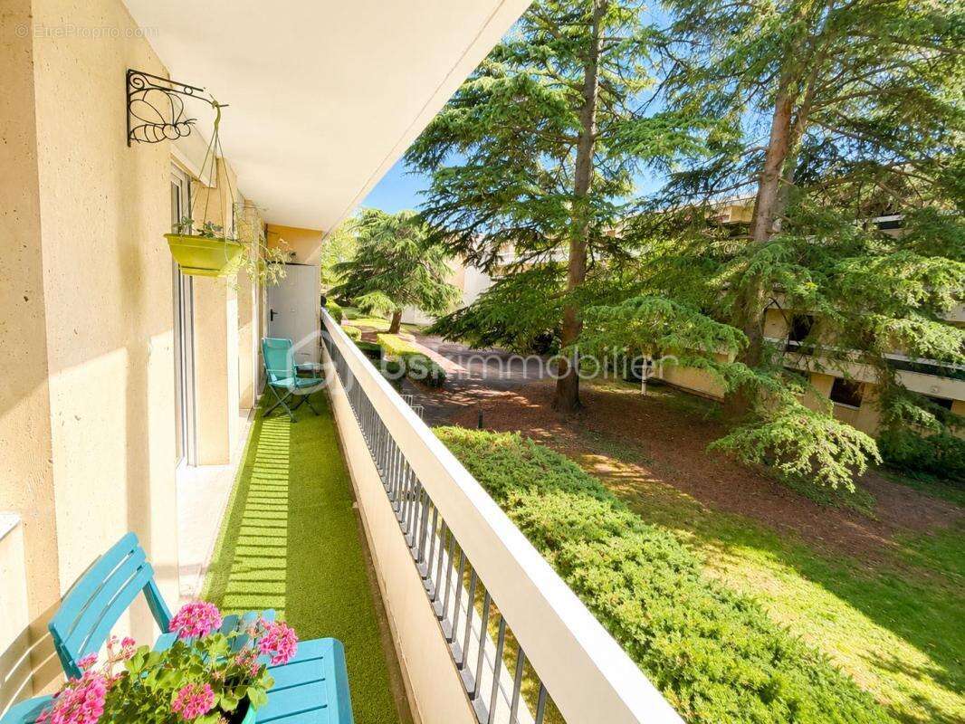 Appartement à LIVRY-GARGAN