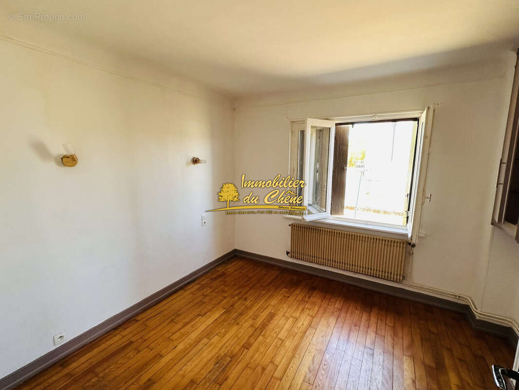 Maison 72 m² à Saint-Sauveur  - photo 8