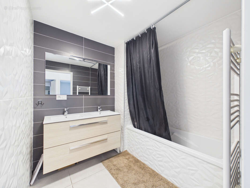 Appartement à LA RAVOIRE