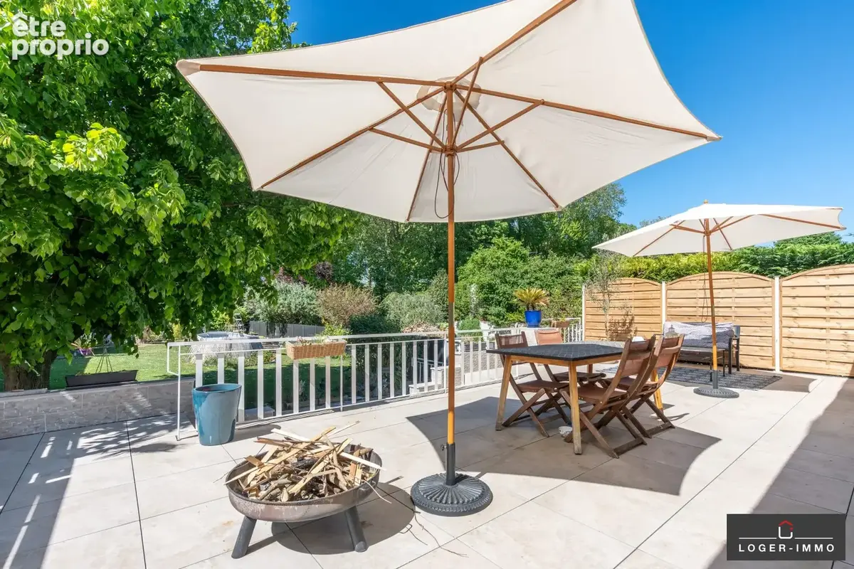 Maison 225 m² à Saint-Maur-Des-Fosses  - photo 2
