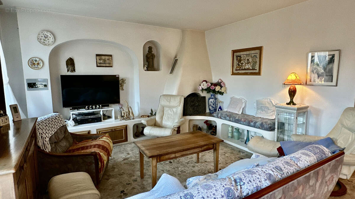 Maison à MONTBONNOT-SAINT-MARTIN