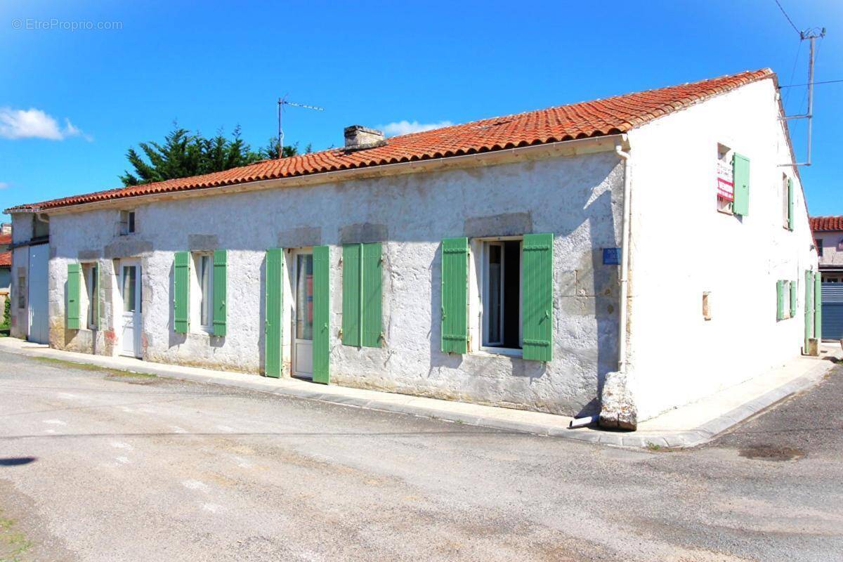 Maison à PONS